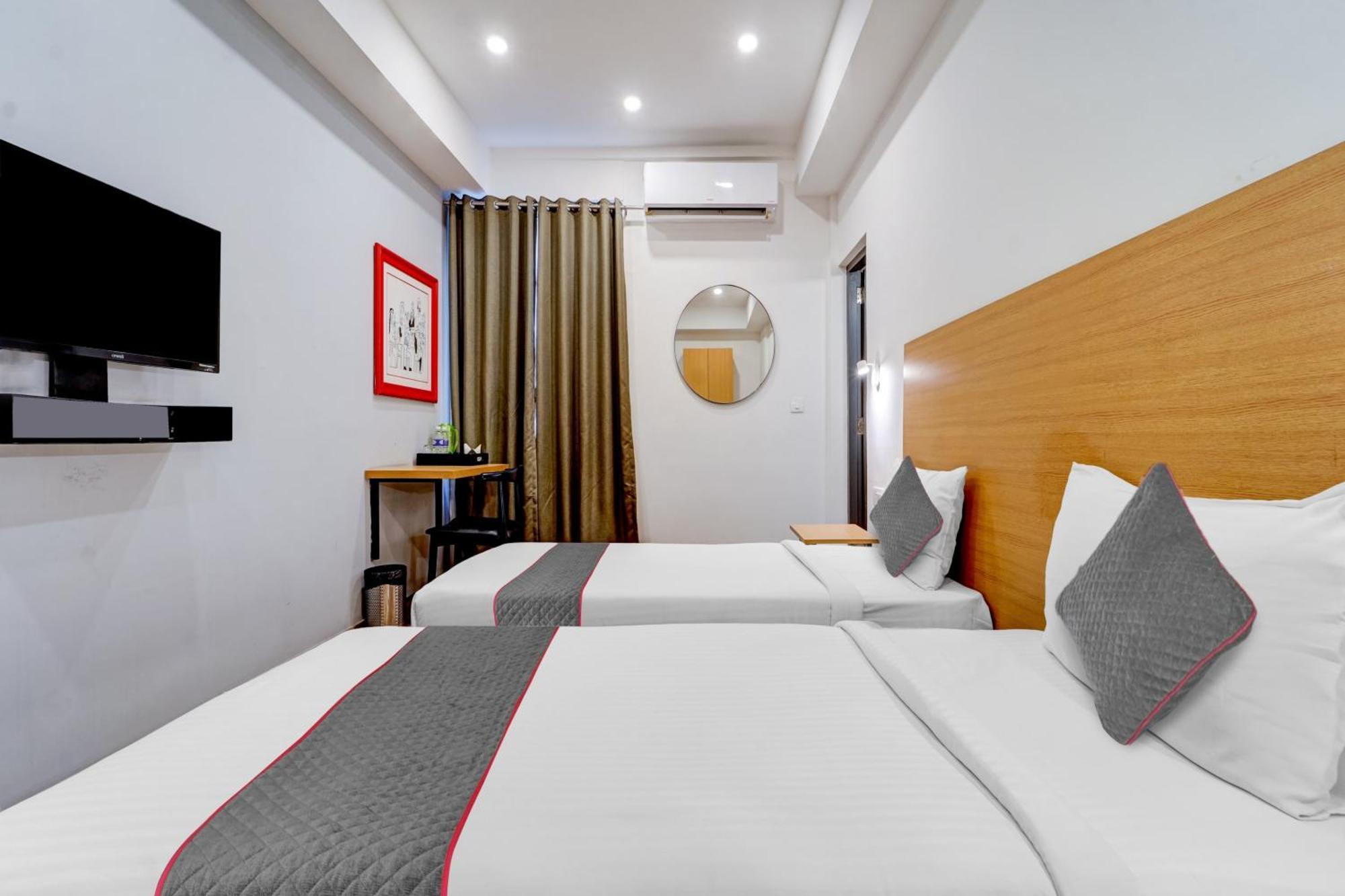Super Townhouse Four Season Hotel Coimbatore Exterior photo